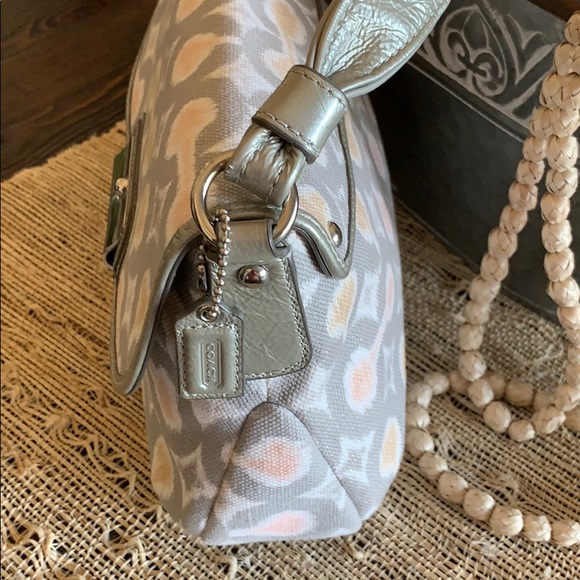 COACH Kristin Ikat Print Bag - Picture 3 of 6